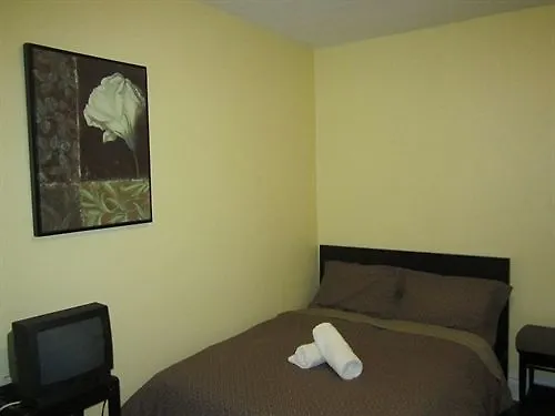Kaisar Guest House Toronto Canada